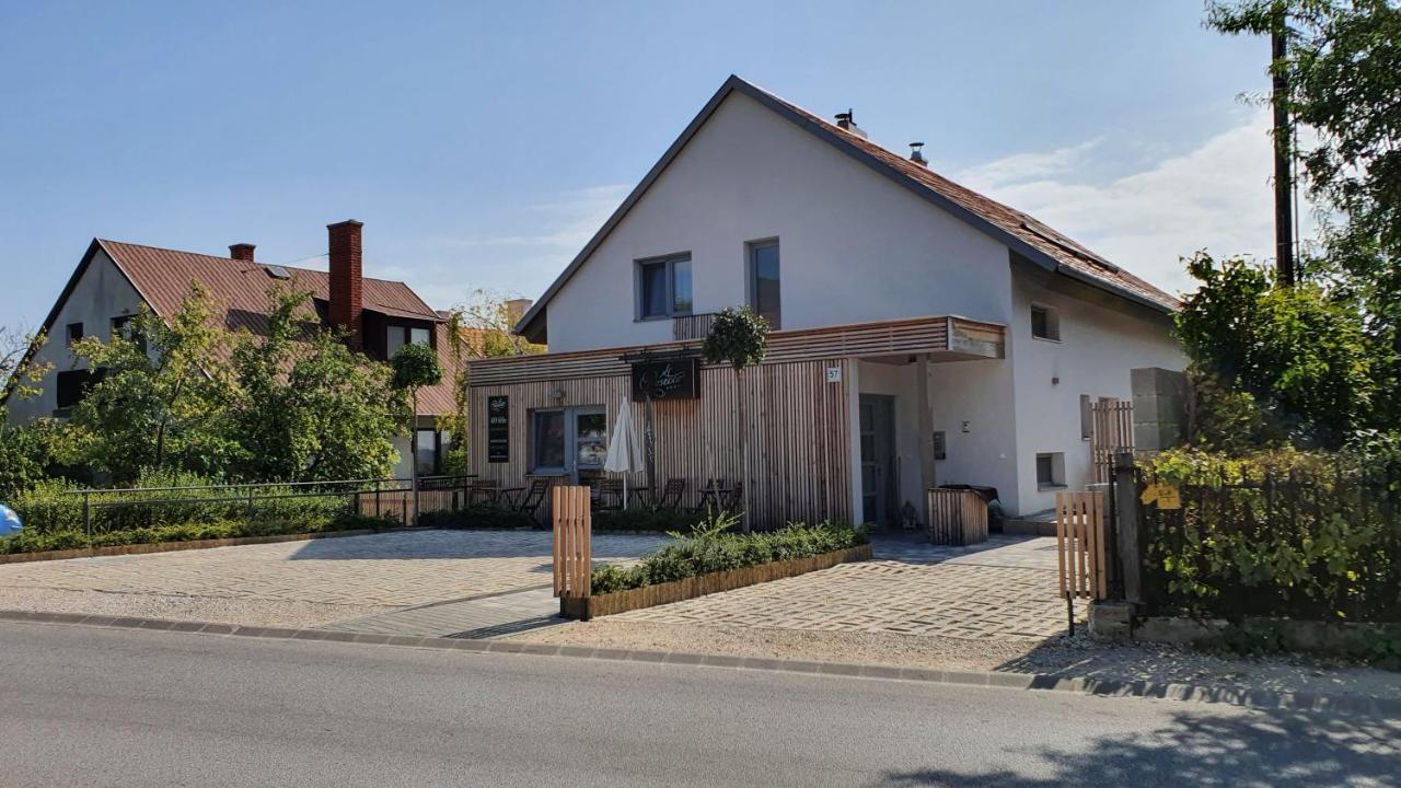 Prosecco Apartman Balatonfured Exterior photo